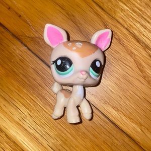 Littlest pet shop deer